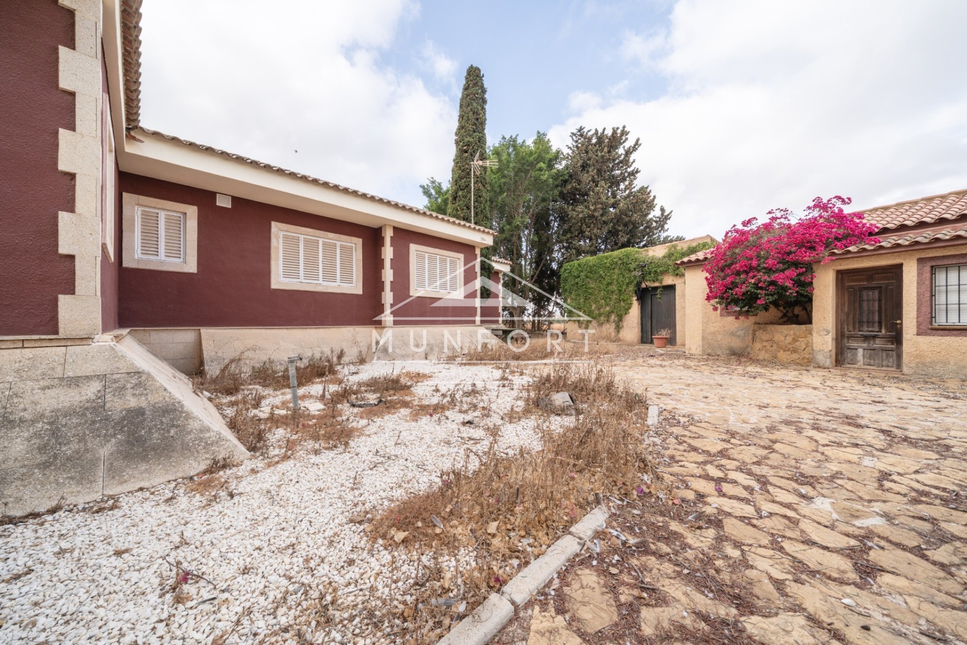 Videresalg - Landhus -
Cartagena