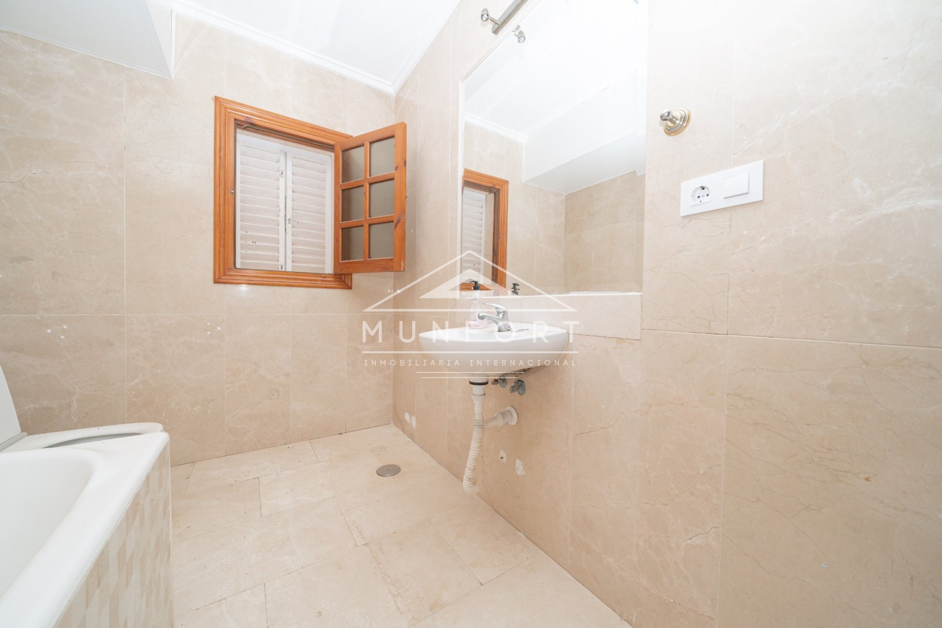 Videresalg - Landhus -
Cartagena