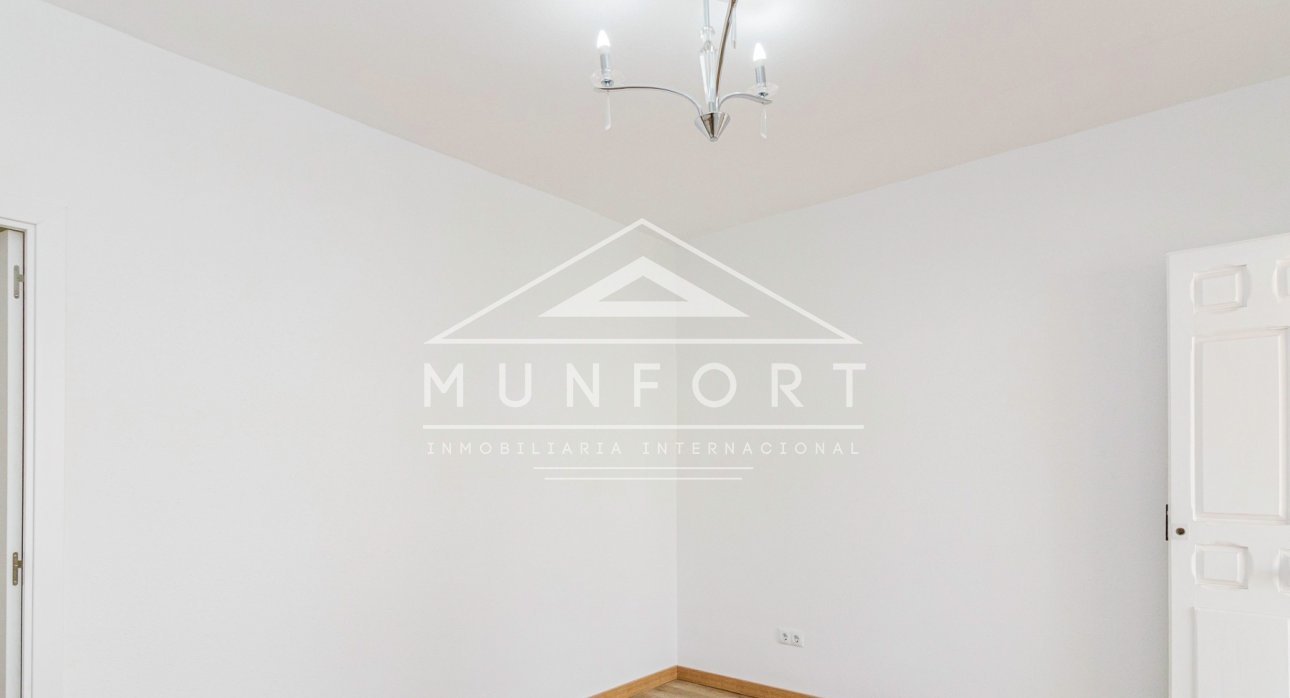 Videresalg - Leiligheter -
Los Nietos