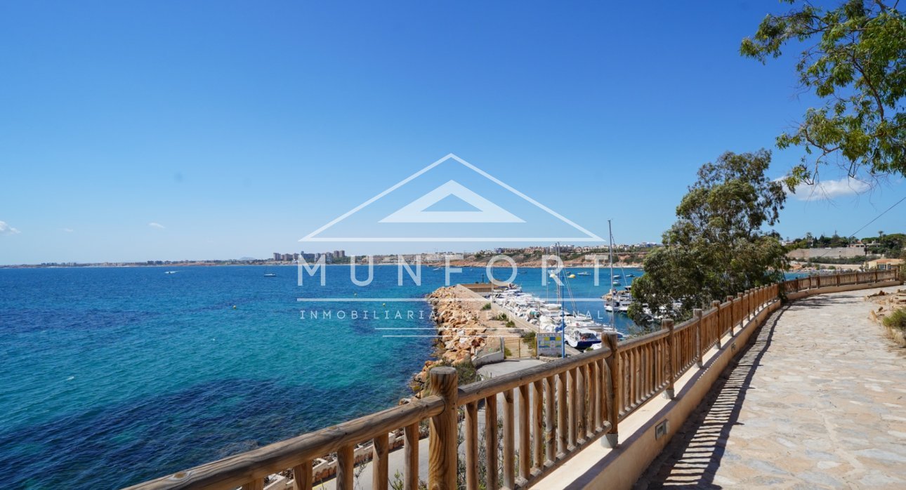 Videresalg - Leiligheter -
Orihuela Costa - Lomas de Cabo Roig