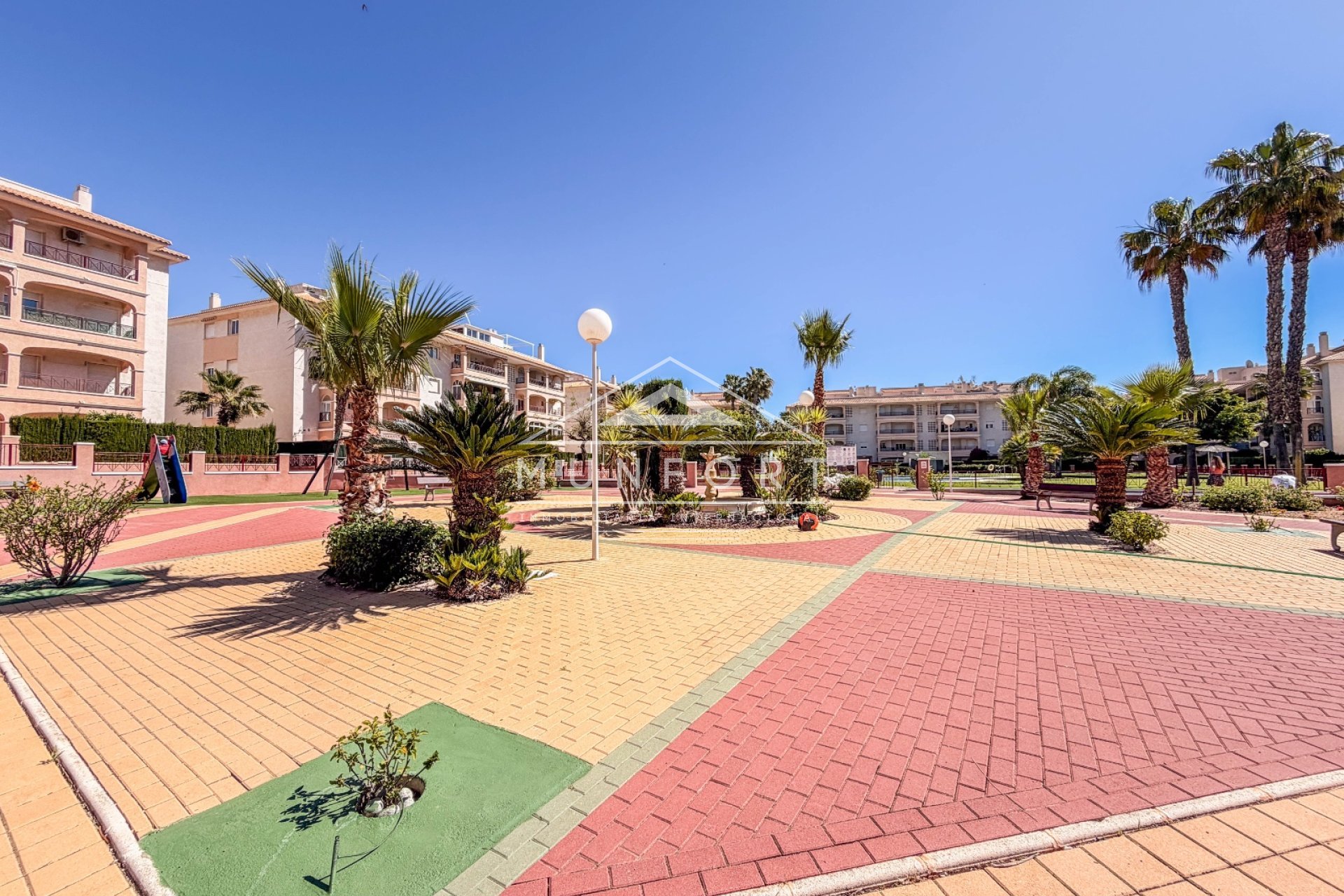 Videresalg - Leiligheter -
Orihuela Costa - Playa Flamenca