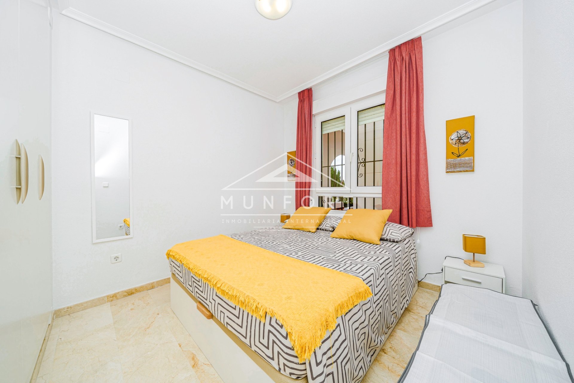 Videresalg - Leiligheter -
Orihuela Costa - Villamartín