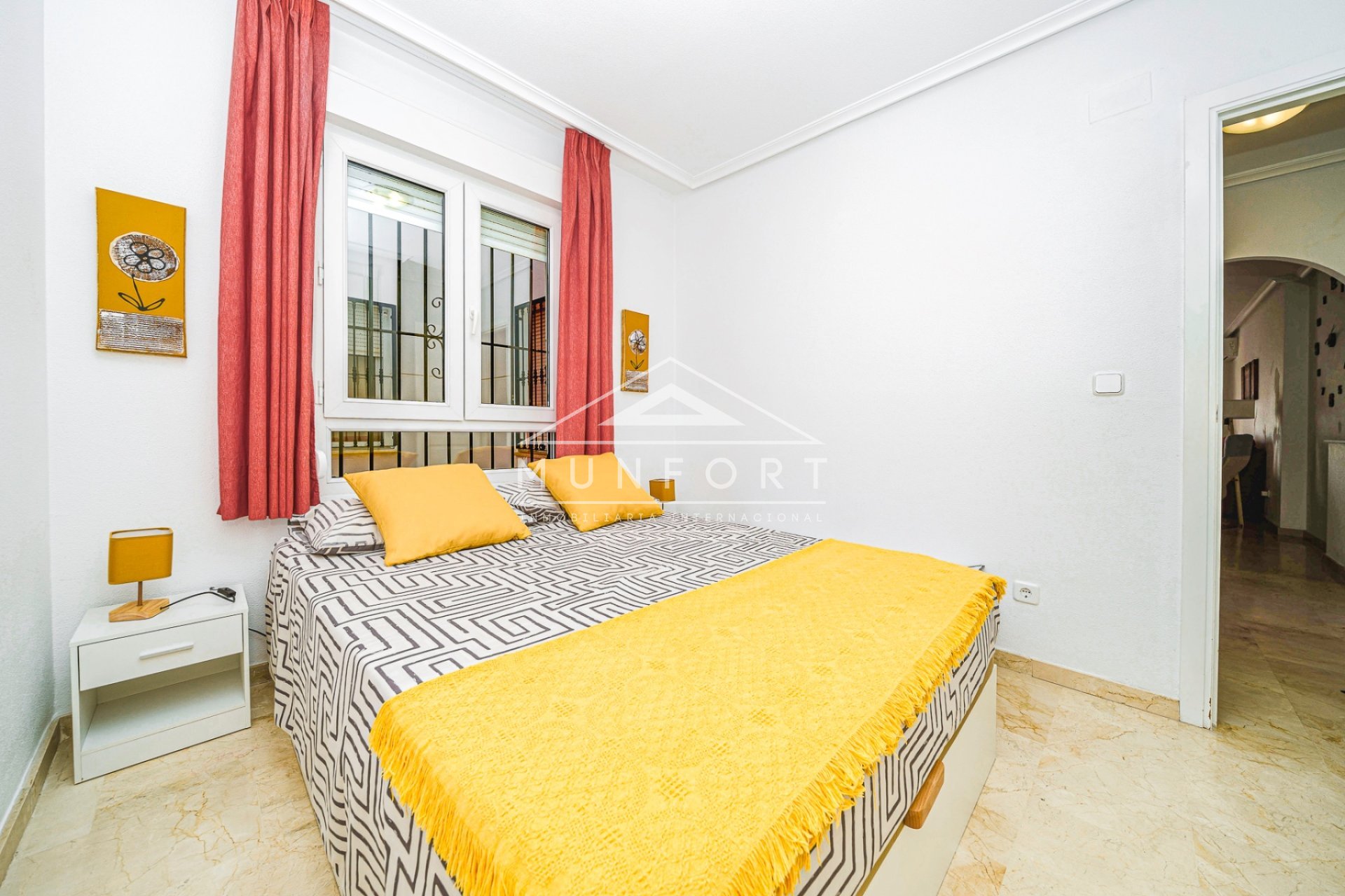 Videresalg - Leiligheter -
Orihuela Costa - Villamartín