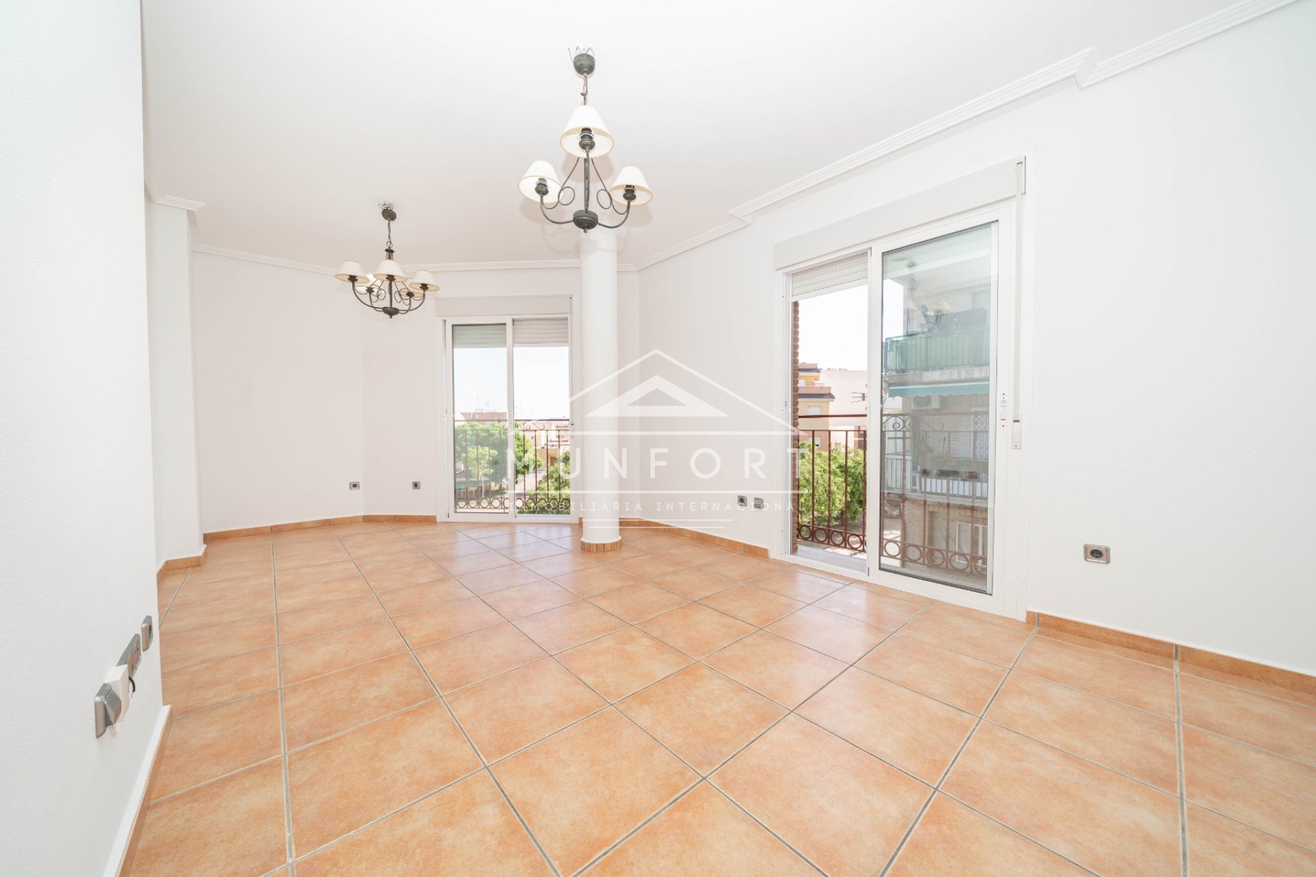 Videresalg - Leiligheter -
San Javier