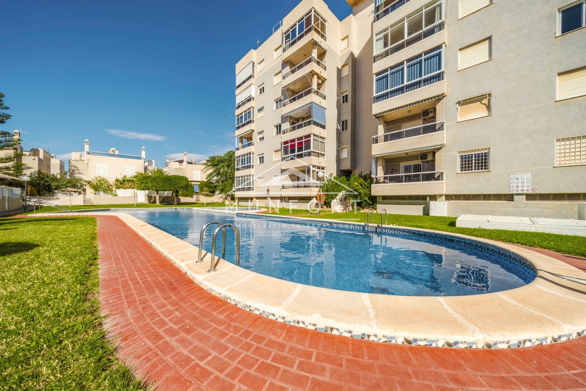 Videresalg - Leiligheter -
Torrevieja - Aguas Nuevas - Torrevieja