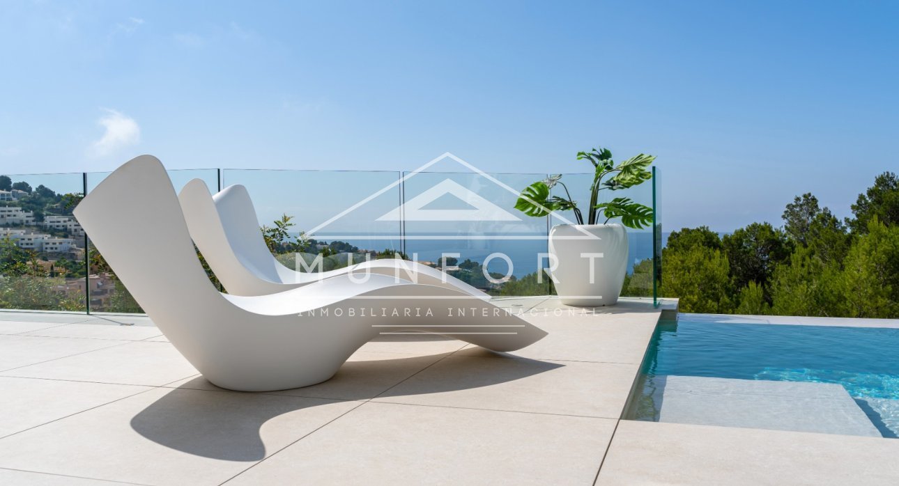 Videresalg - Luksusvillaer -
Altea