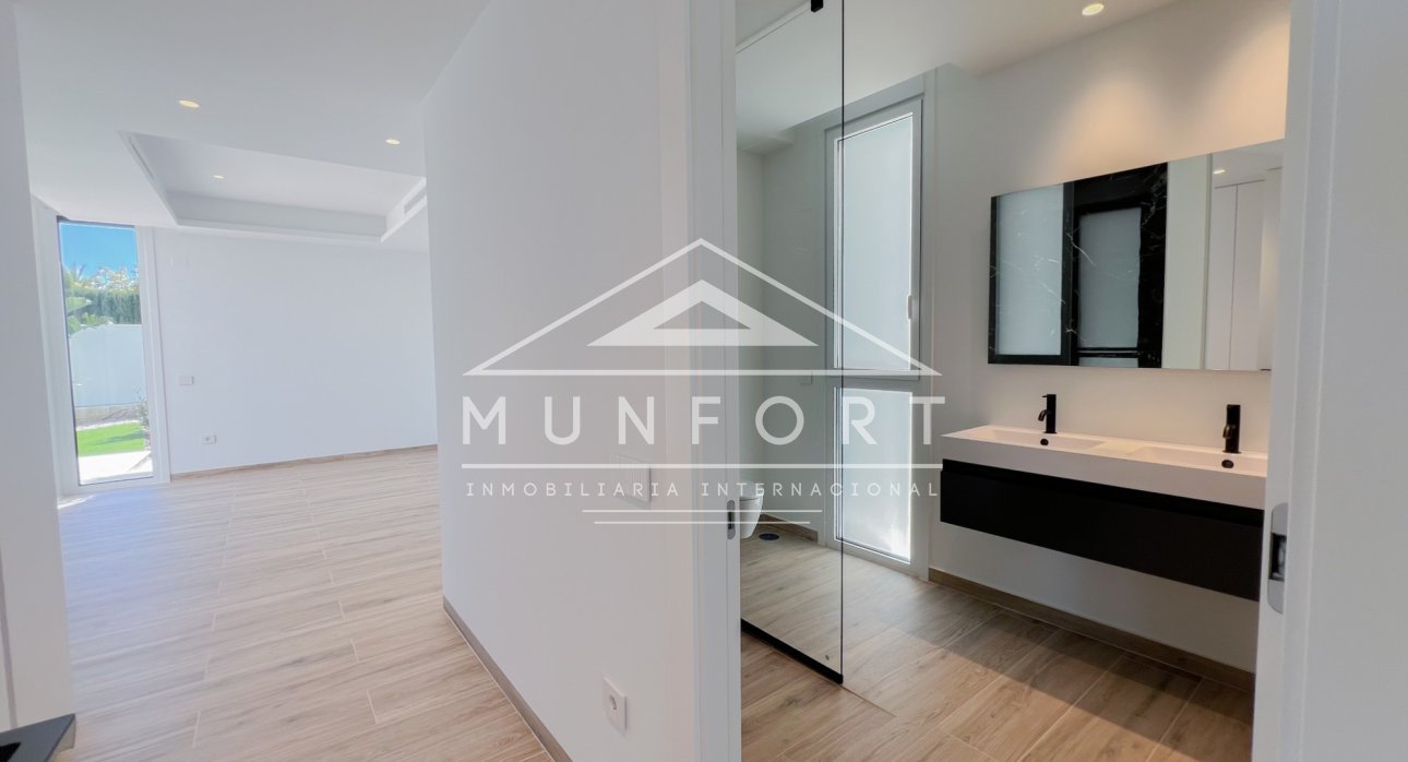 Videresalg - Luksusvillaer -
Benissa