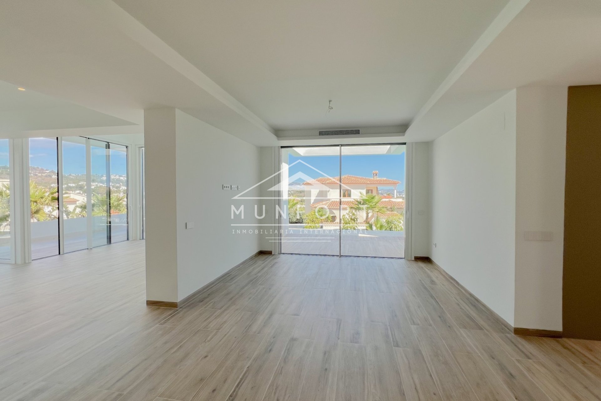 Videresalg - Luksusvillaer -
Benissa