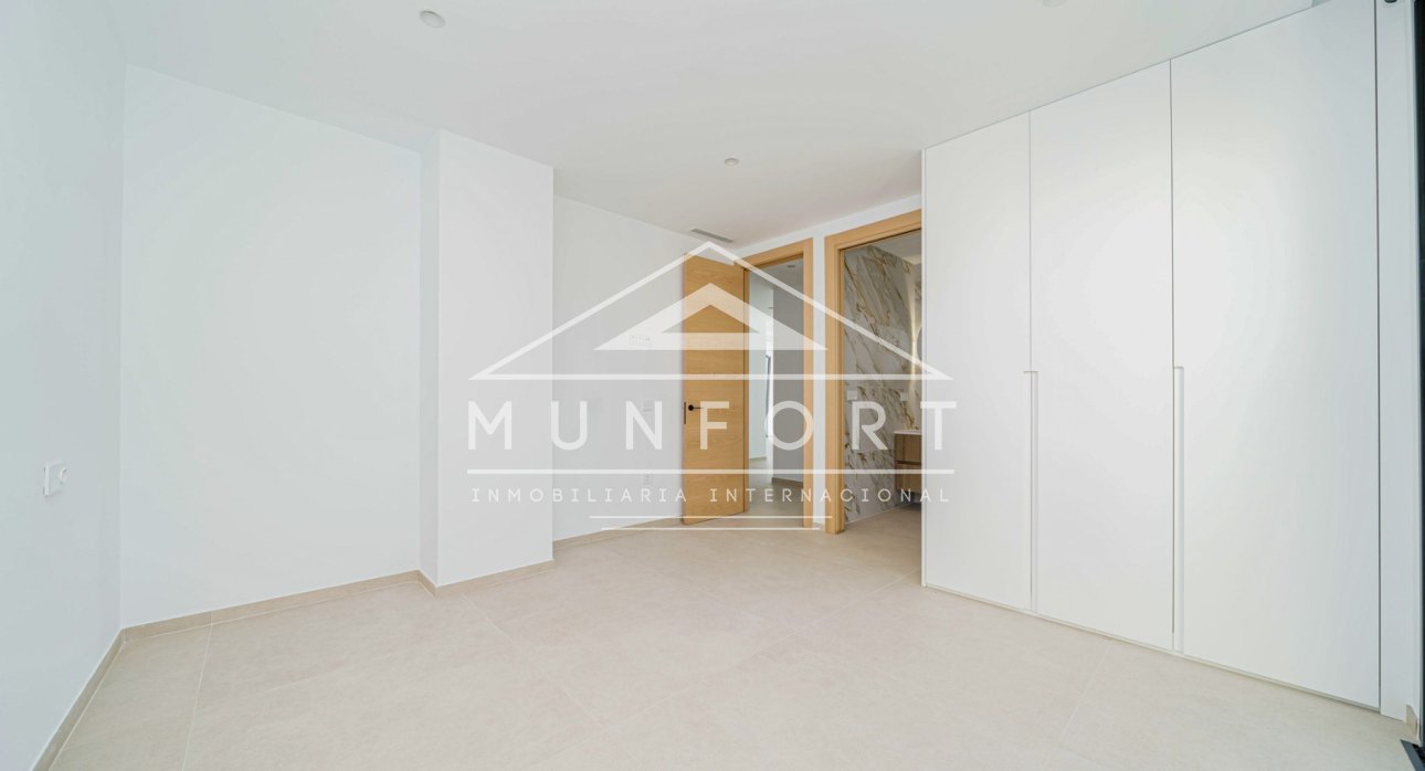 Videresalg - Luksusvillaer -
Calpe