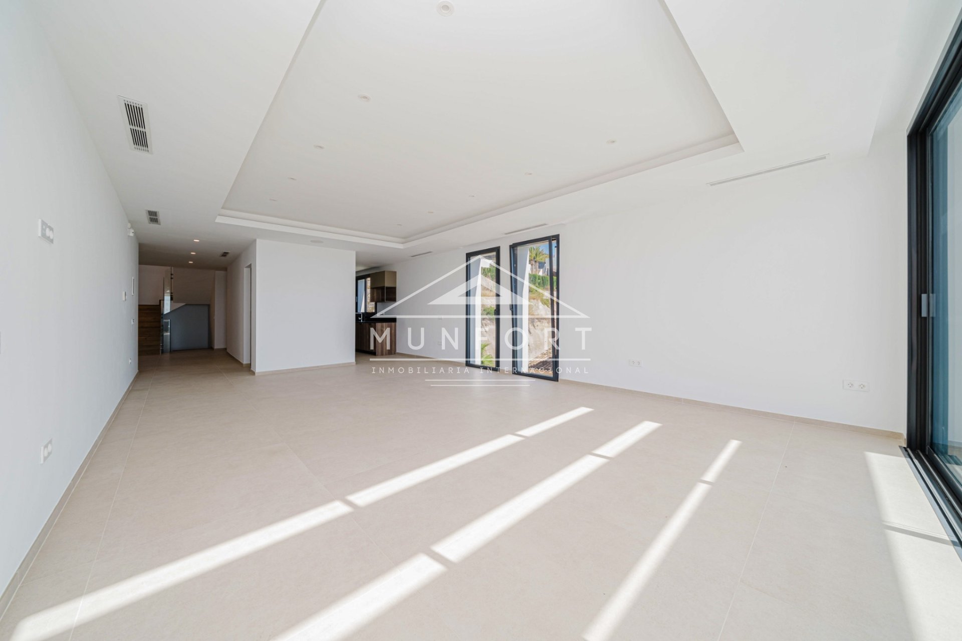 Videresalg - Luksusvillaer -
Calpe