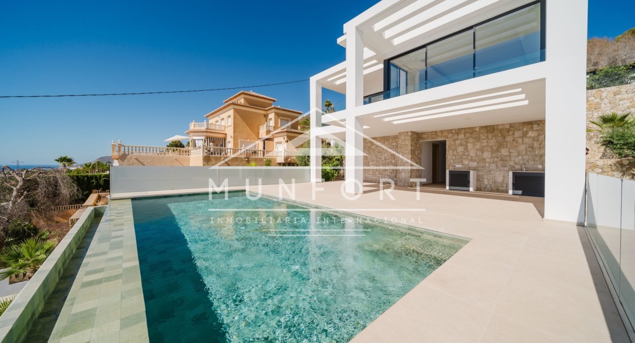 Videresalg - Luksusvillaer -
Calpe