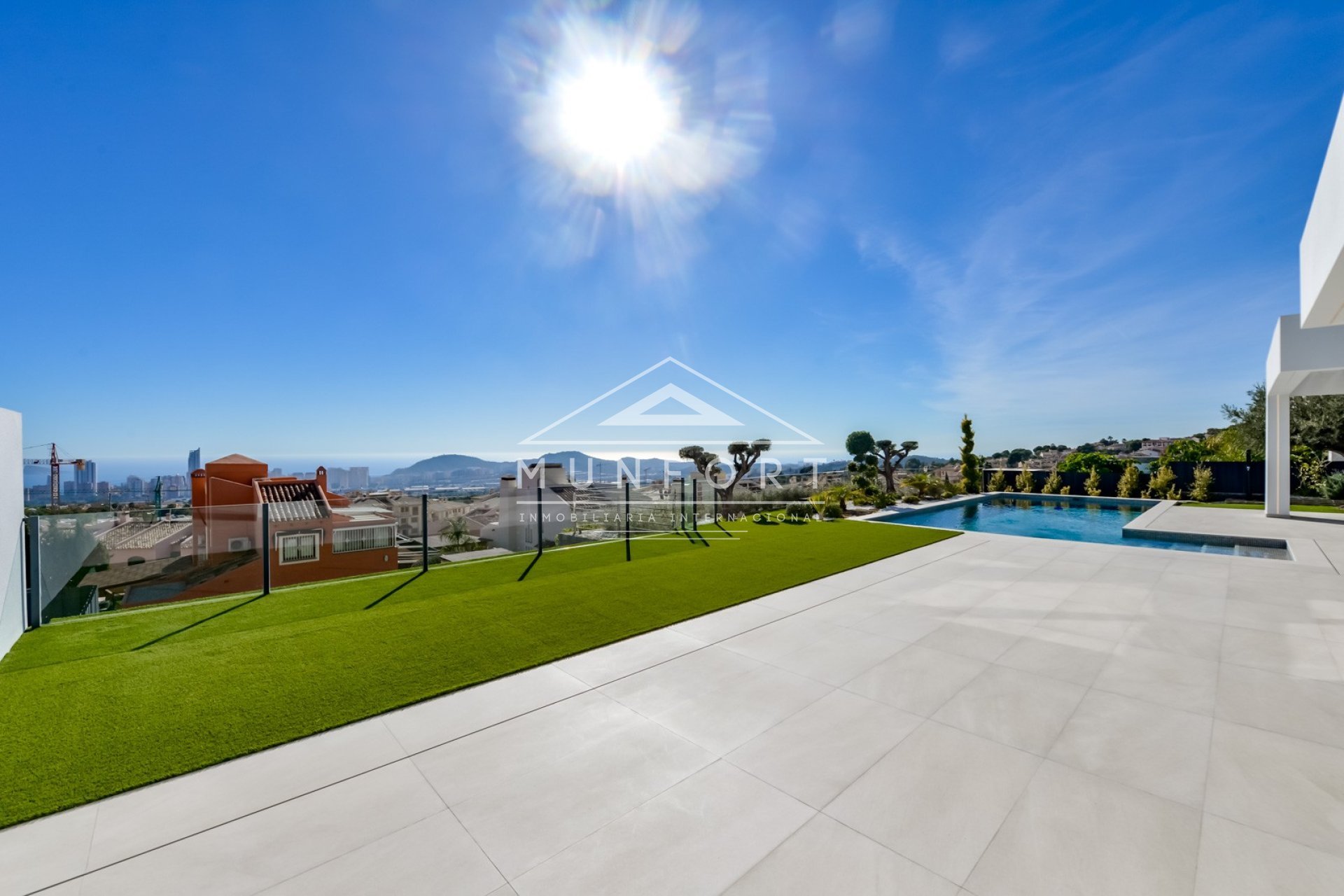 Videresalg - Luksusvillaer -
Finestrat - Sierra Cortina