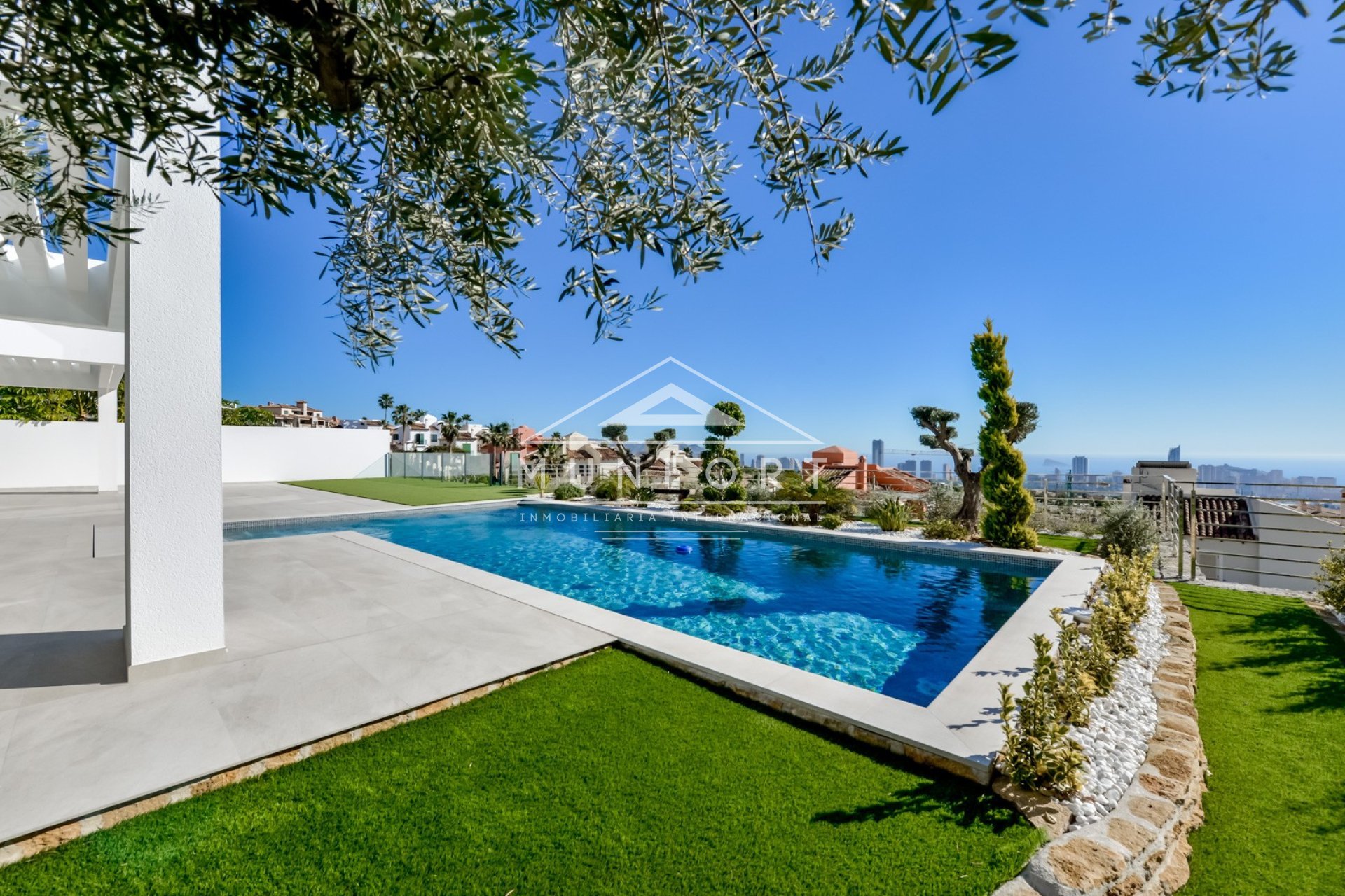 Videresalg - Luksusvillaer -
Finestrat - Sierra Cortina