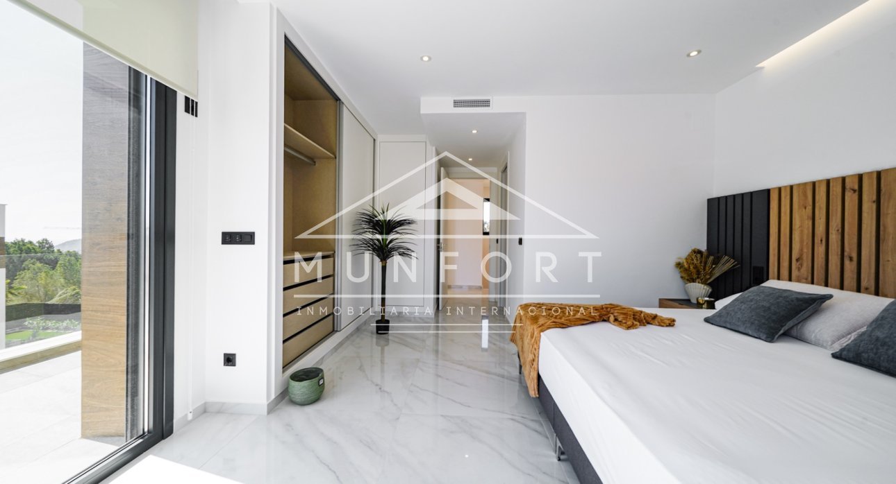 Videresalg - Luksusvillaer -
Finestrat