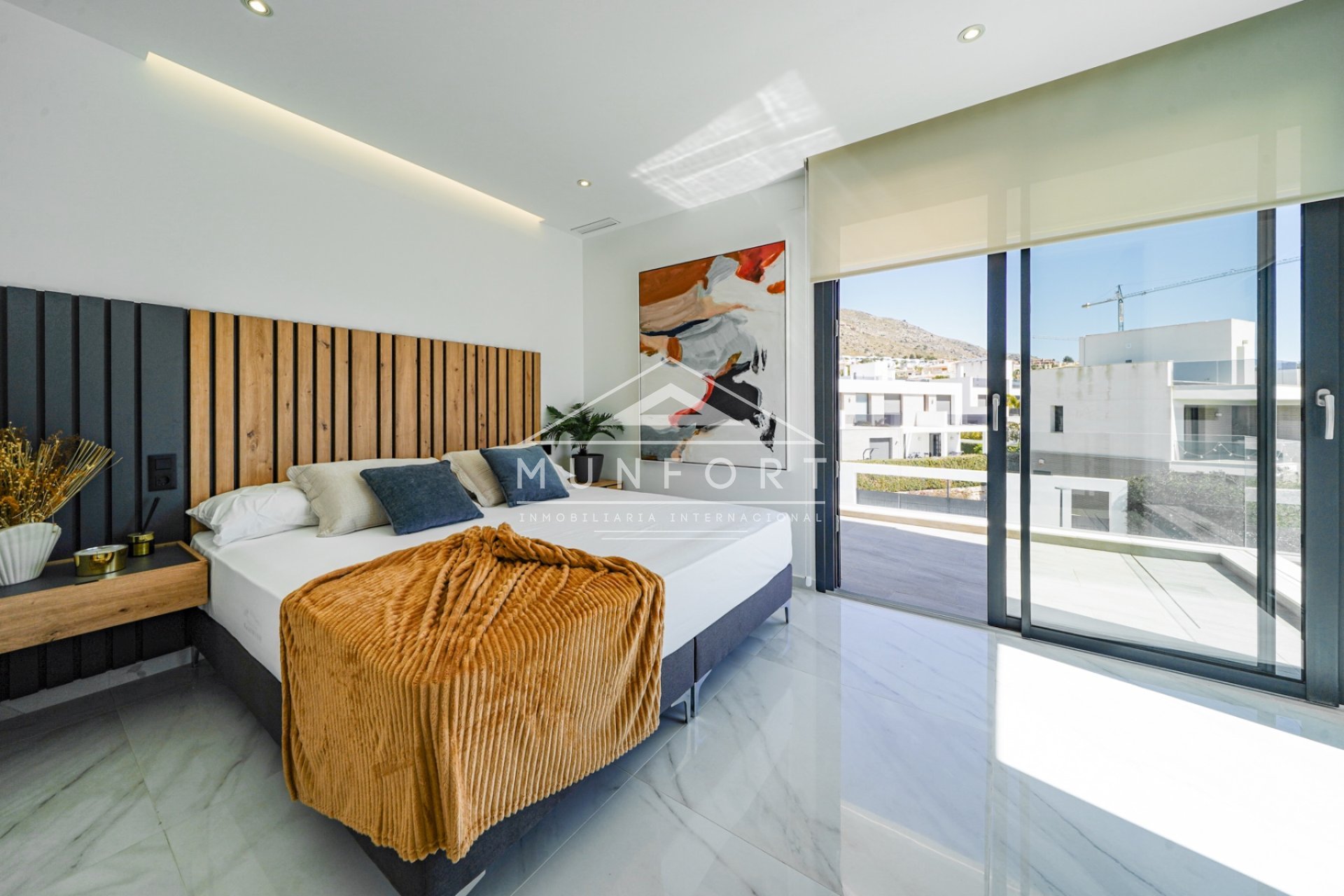 Videresalg - Luksusvillaer -
Finestrat