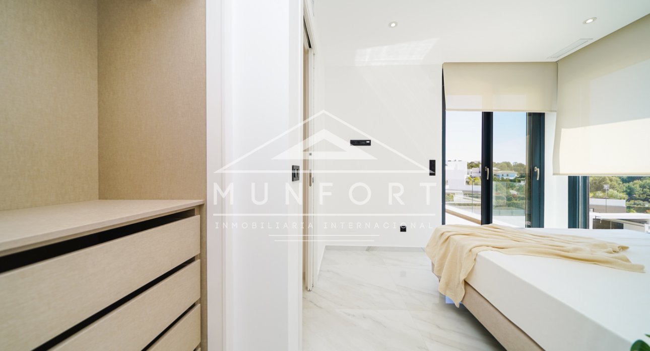 Videresalg - Luksusvillaer -
Finestrat