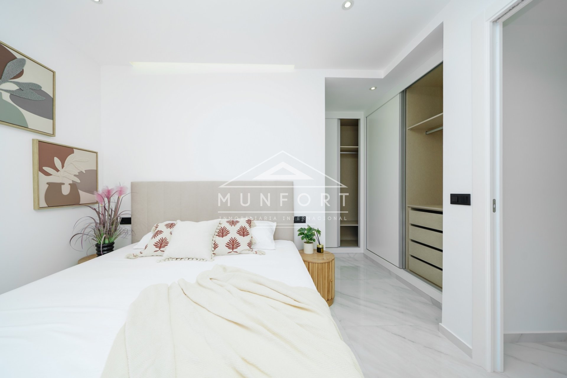 Videresalg - Luksusvillaer -
Finestrat