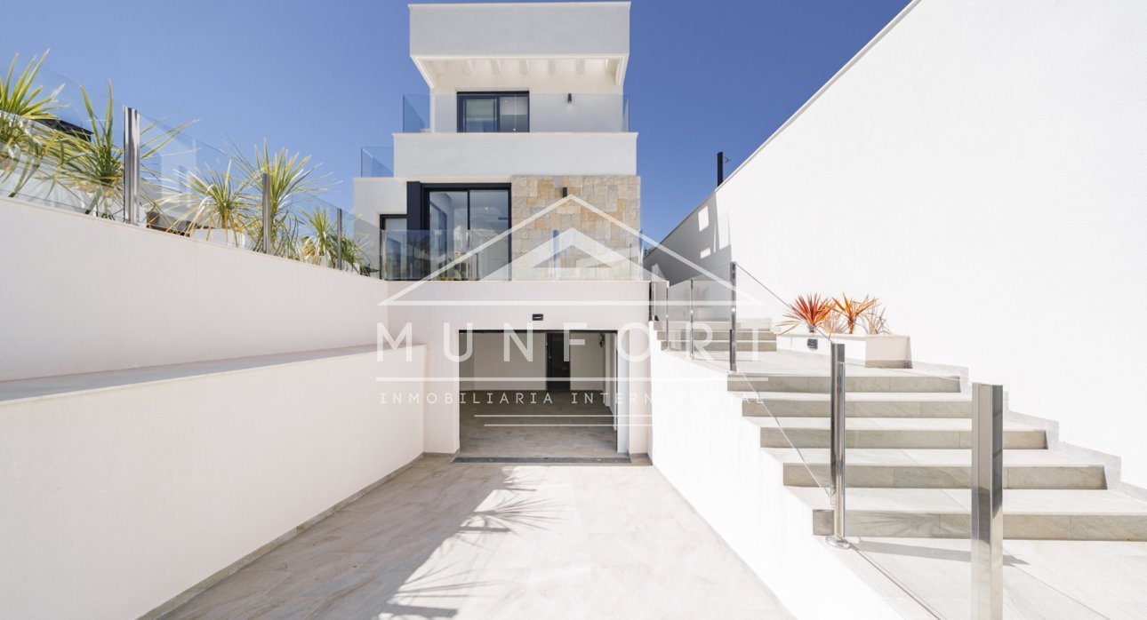 Videresalg - Luksusvillaer -
Finestrat