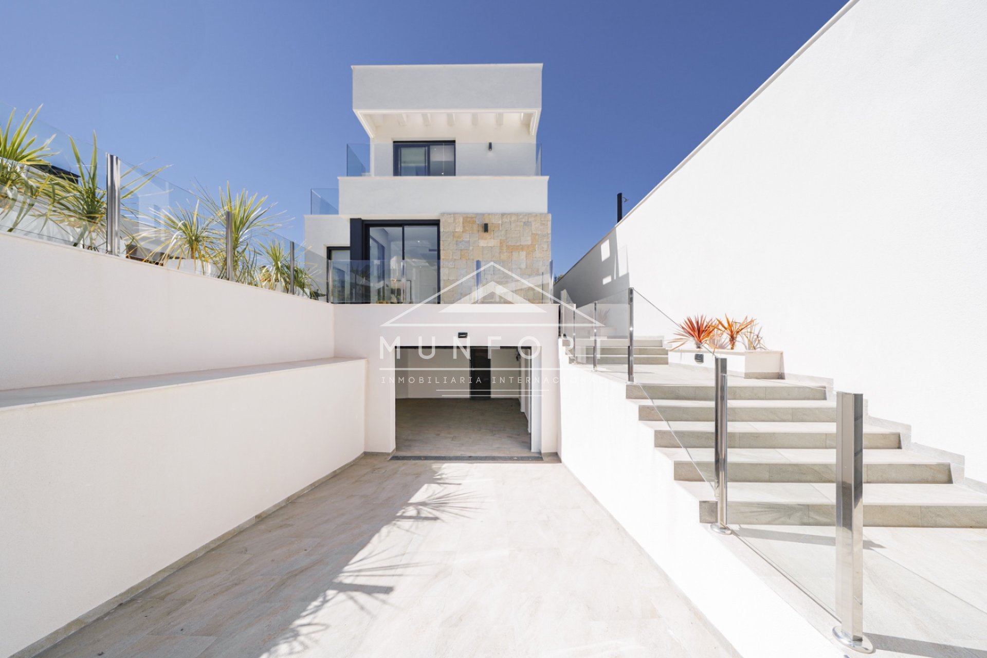 Videresalg - Luksusvillaer -
Finestrat