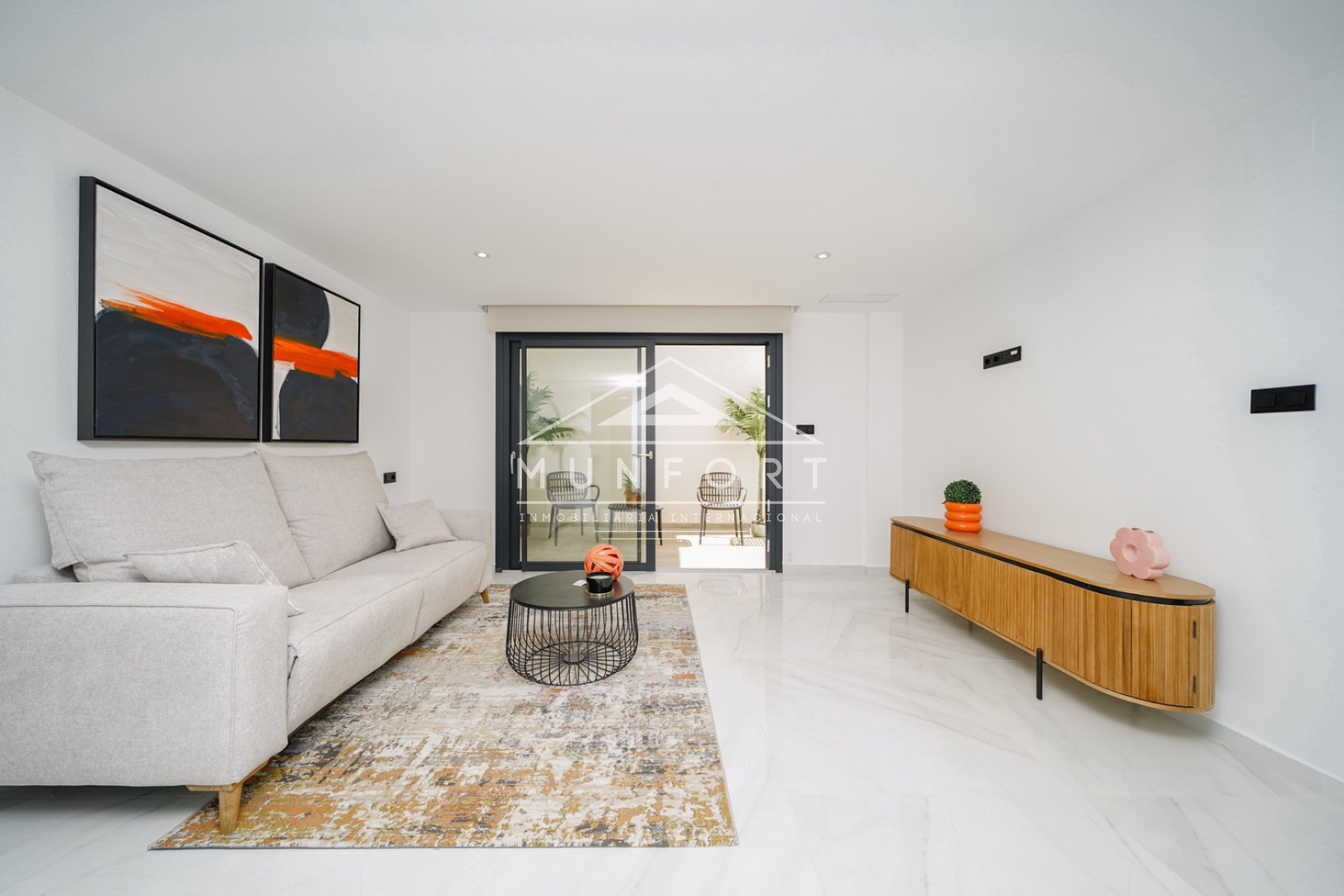 Videresalg - Luksusvillaer -
Finestrat