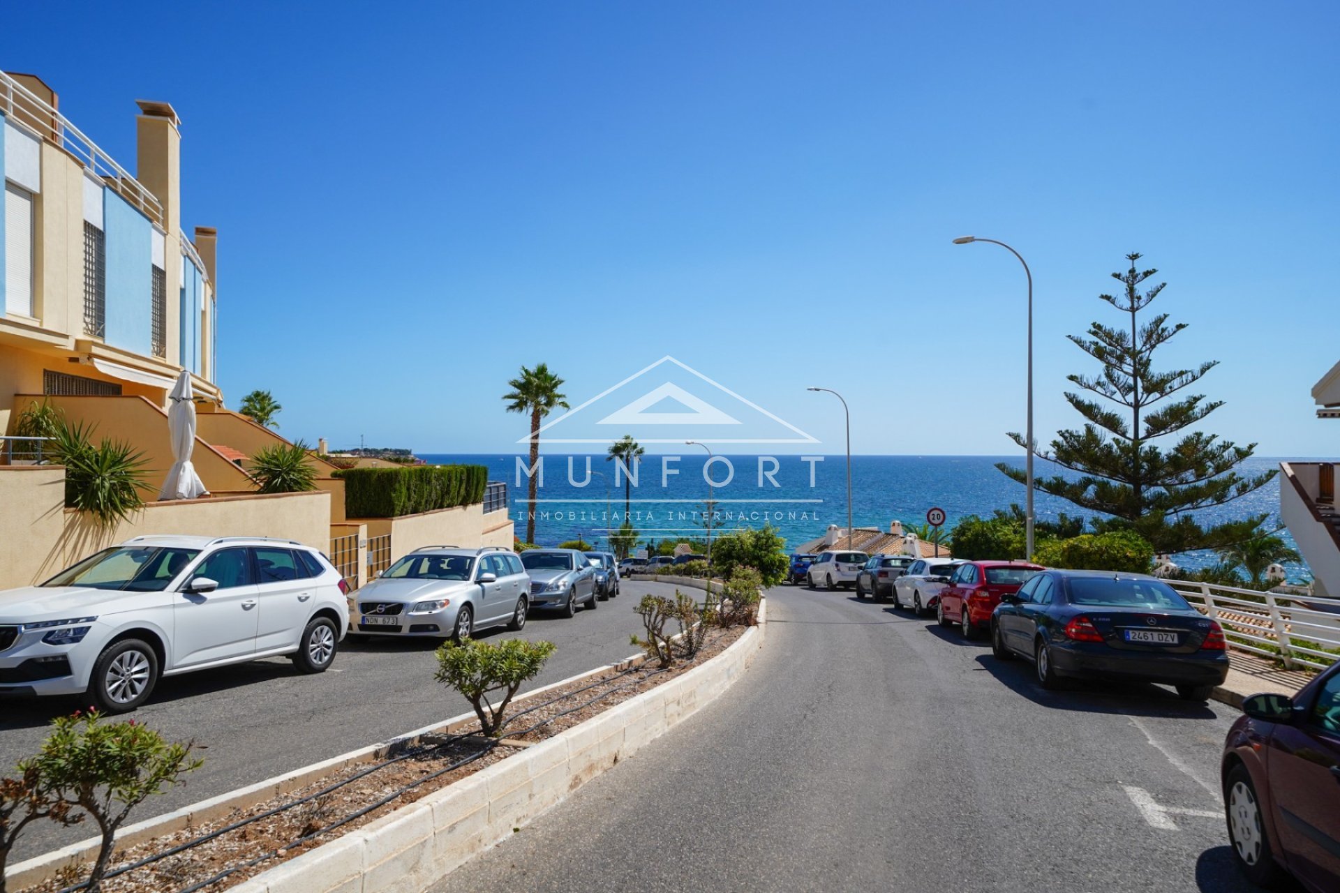 Videresalg - Luksusvillaer -
Orihuela Costa - Aguamarina