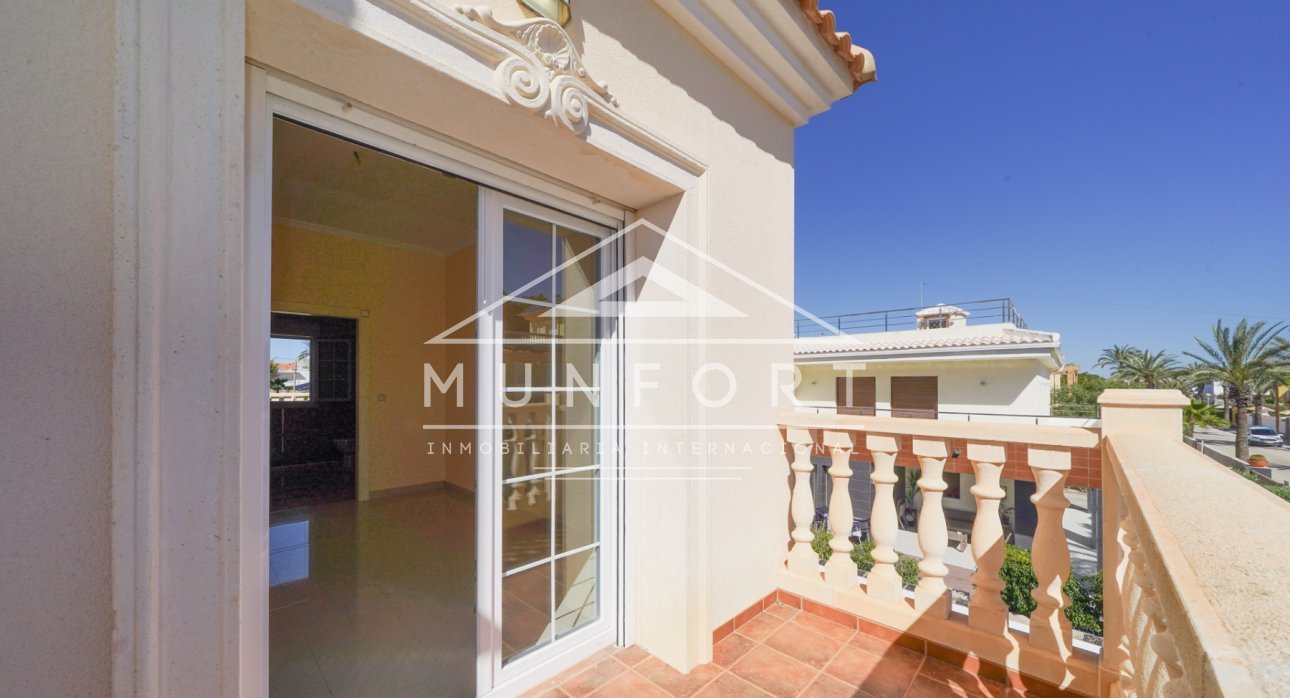 Videresalg - Luksusvillaer -
Orihuela Costa - Cabo Roig