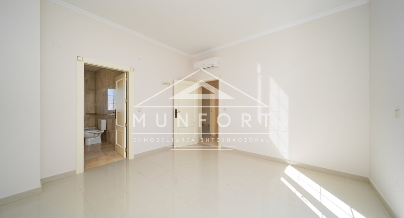 Videresalg - Luksusvillaer -
Orihuela Costa - Cabo Roig