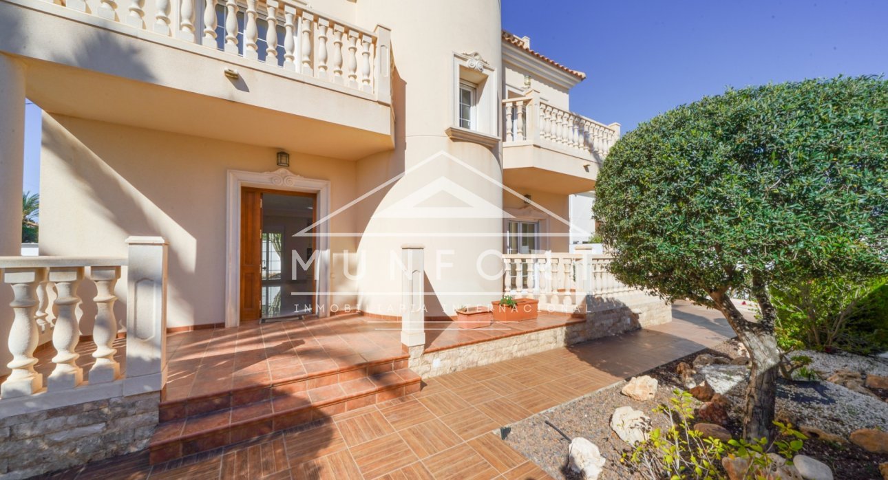 Videresalg - Luksusvillaer -
Orihuela Costa - Cabo Roig