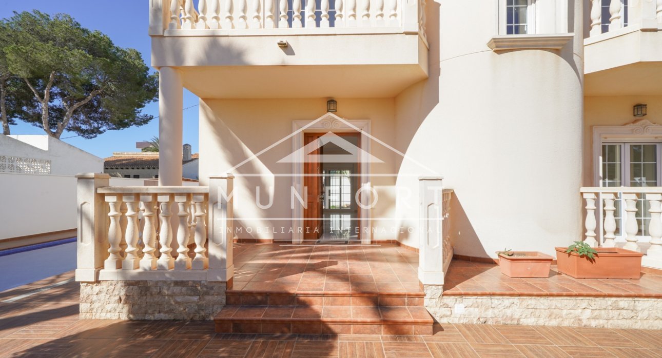 Videresalg - Luksusvillaer -
Orihuela Costa - Cabo Roig