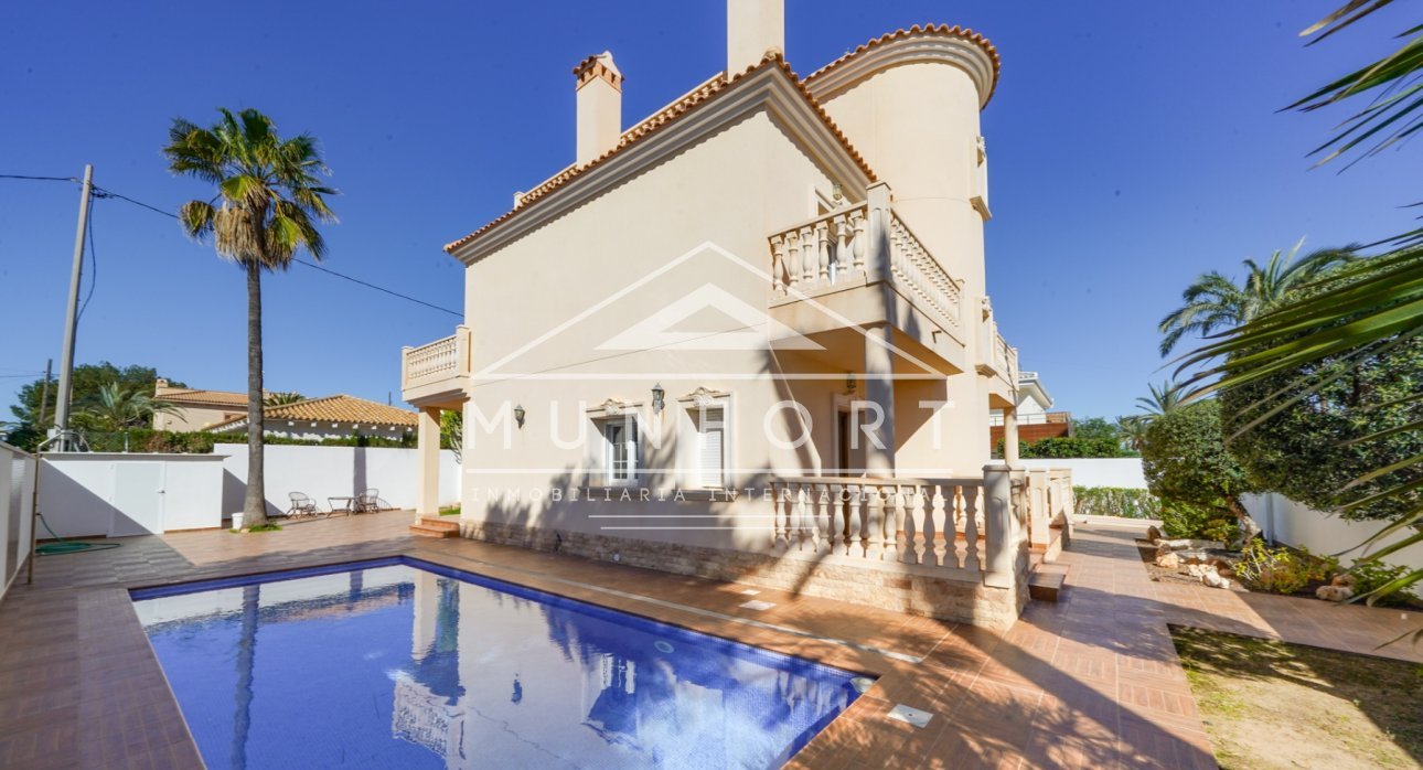 Videresalg - Luksusvillaer -
Orihuela Costa - Cabo Roig