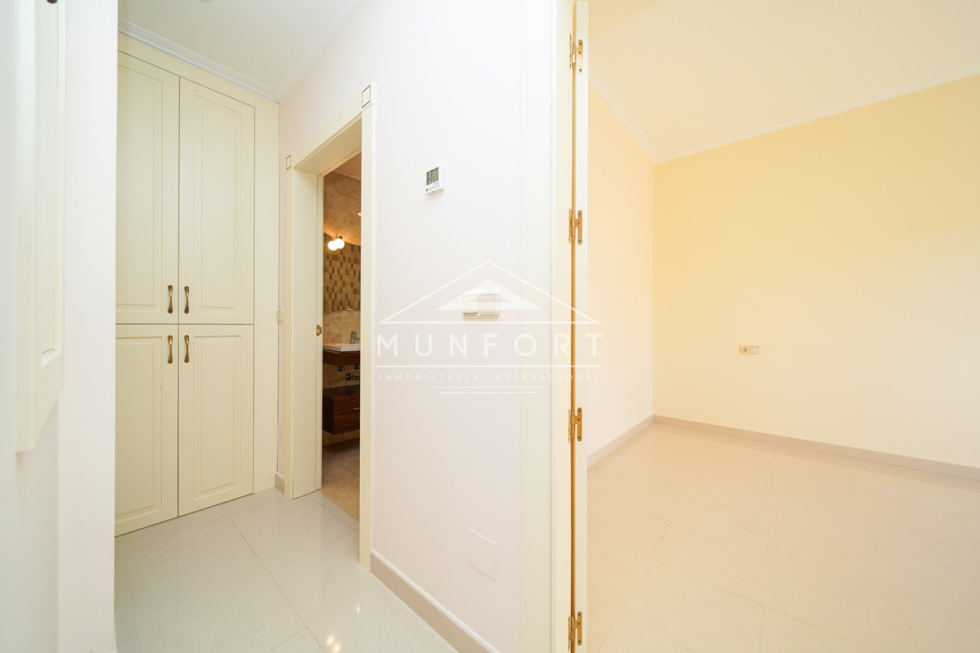 Videresalg - Luksusvillaer -
Orihuela Costa - Cabo Roig