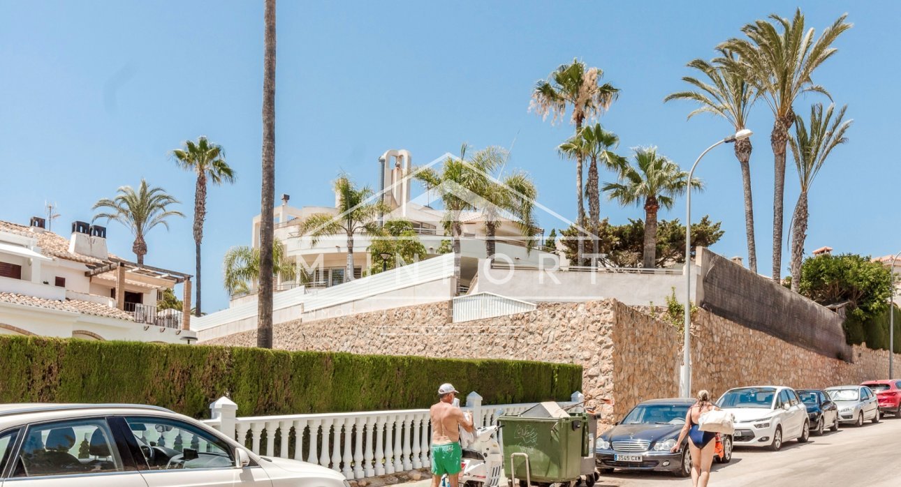 Videresalg - Luksusvillaer -
Orihuela Costa - Dehesa de Campoamor