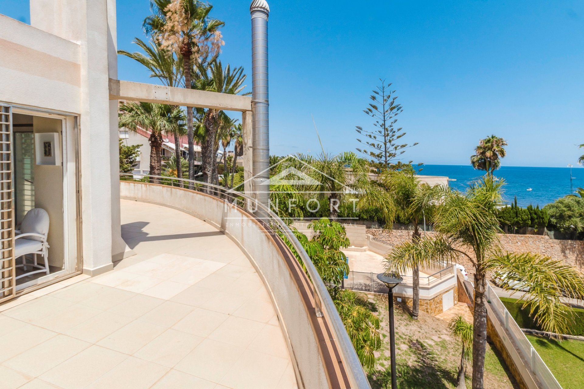 Videresalg - Luksusvillaer -
Orihuela Costa - Dehesa de Campoamor