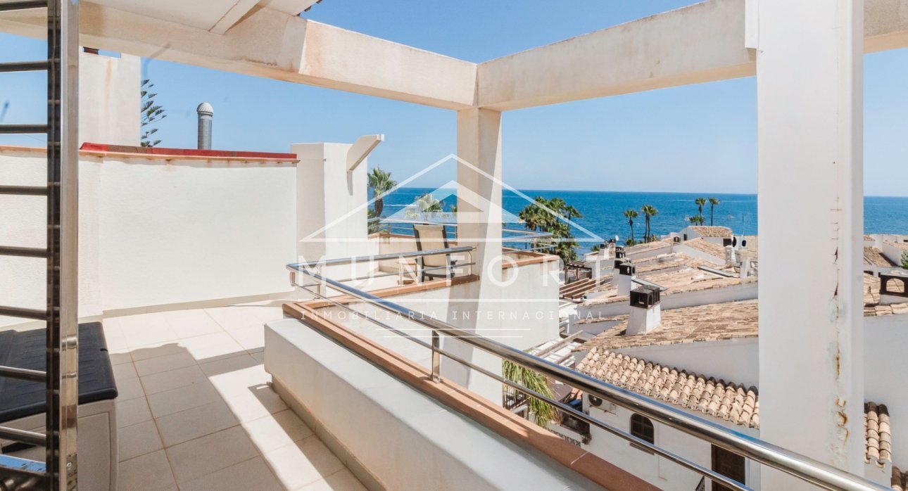 Videresalg - Luksusvillaer -
Orihuela Costa - Dehesa de Campoamor