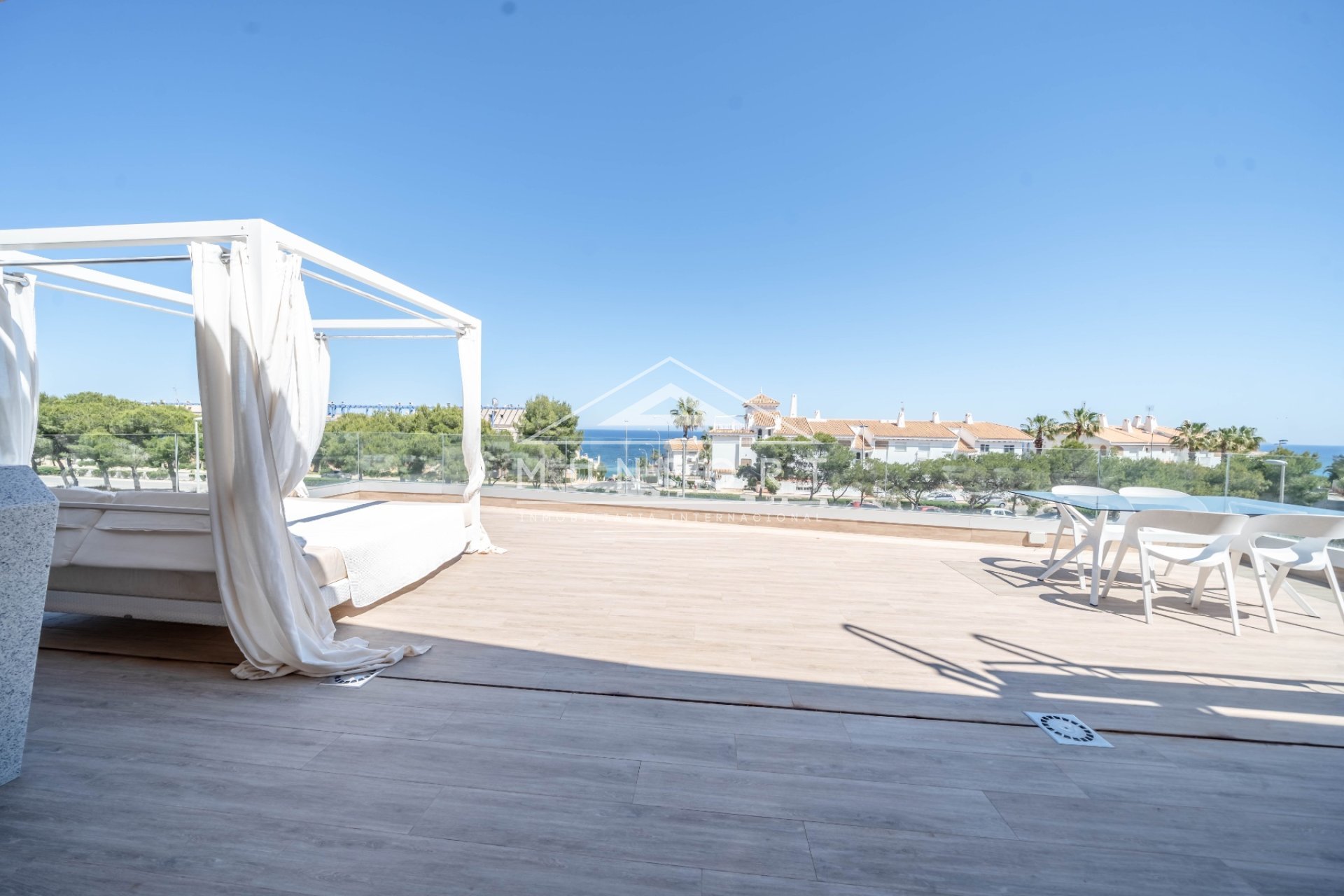 Videresalg - Luksusvillaer -
Orihuela Costa - Dehesa de Campoamor