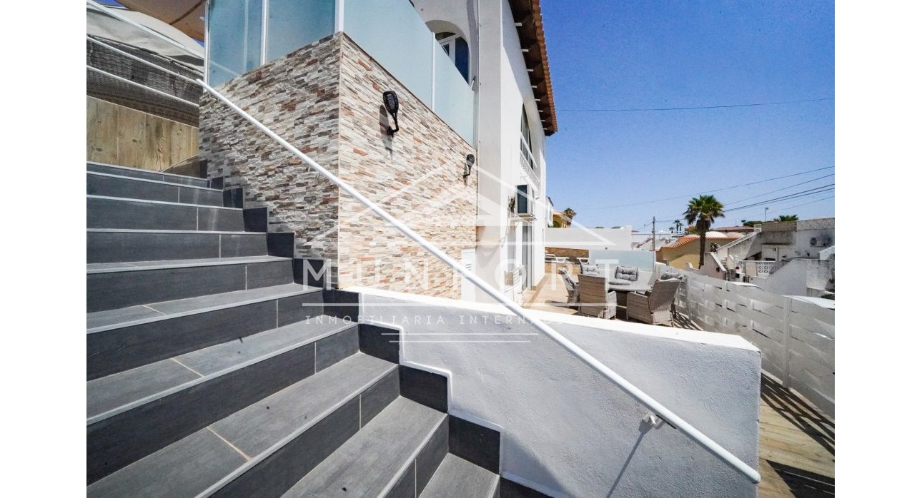 Videresalg - Luksusvillaer -
Orihuela Costa - Villamartín