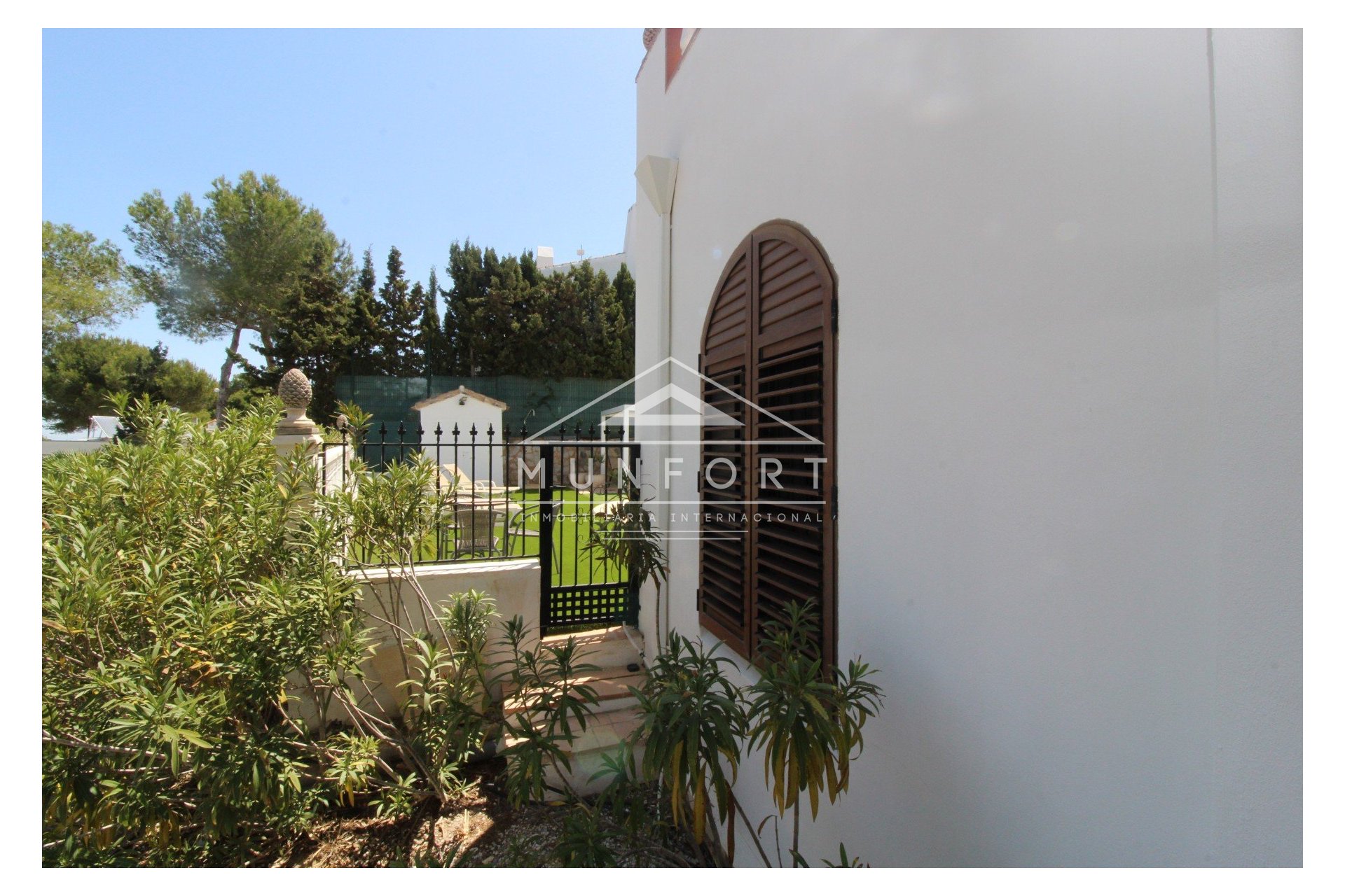 Videresalg - Luksusvillaer -
Orihuela Costa - Villamartin