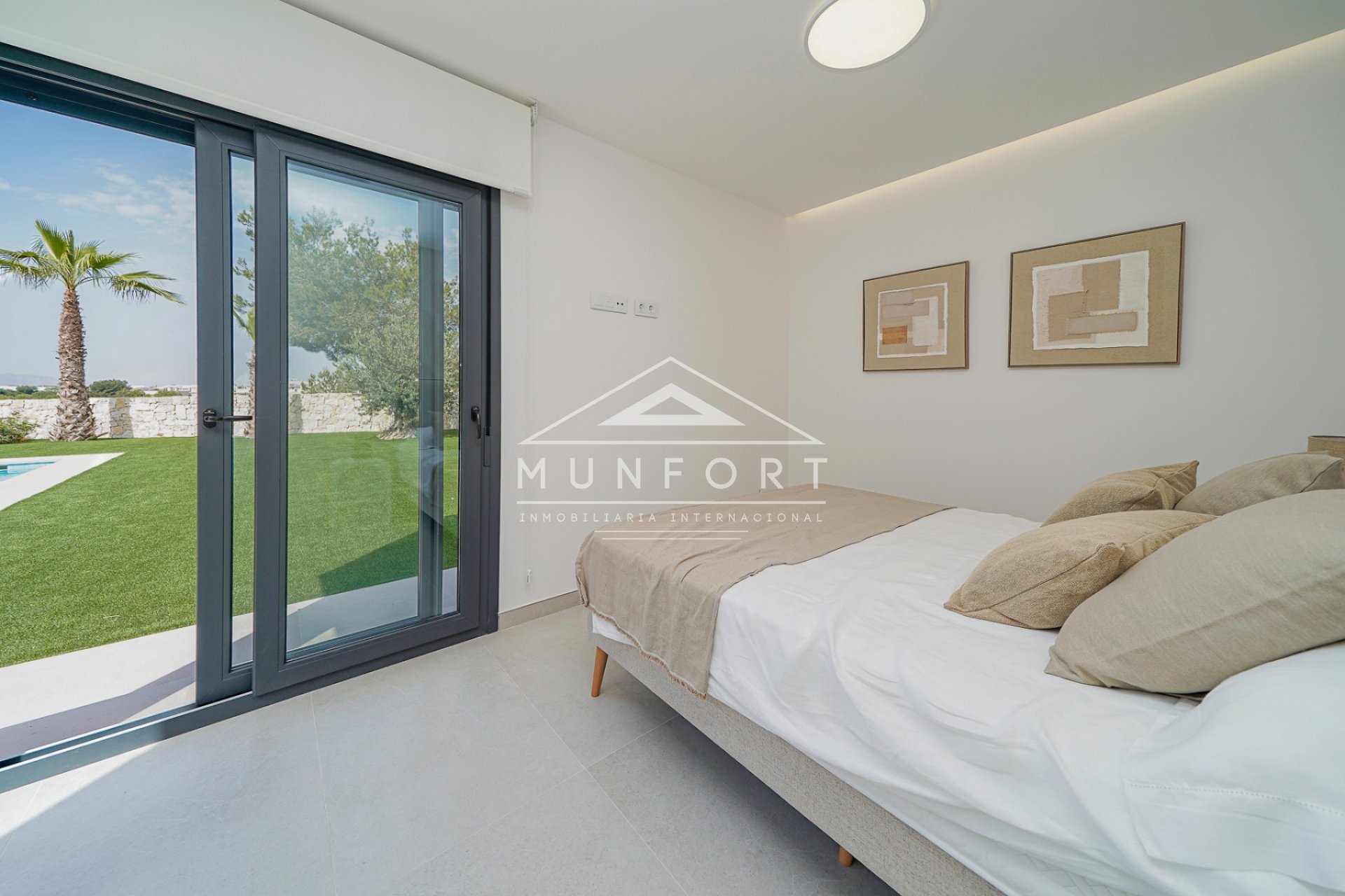 Videresalg - Luksusvillaer -
Pilar de la Horadada - Lo Romero Golf