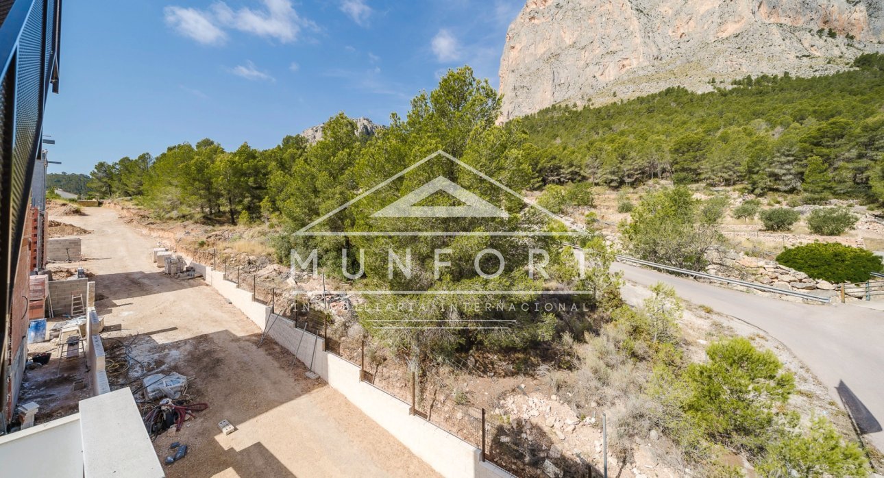 Videresalg - Luksusvillaer -
Polop de La Marina 