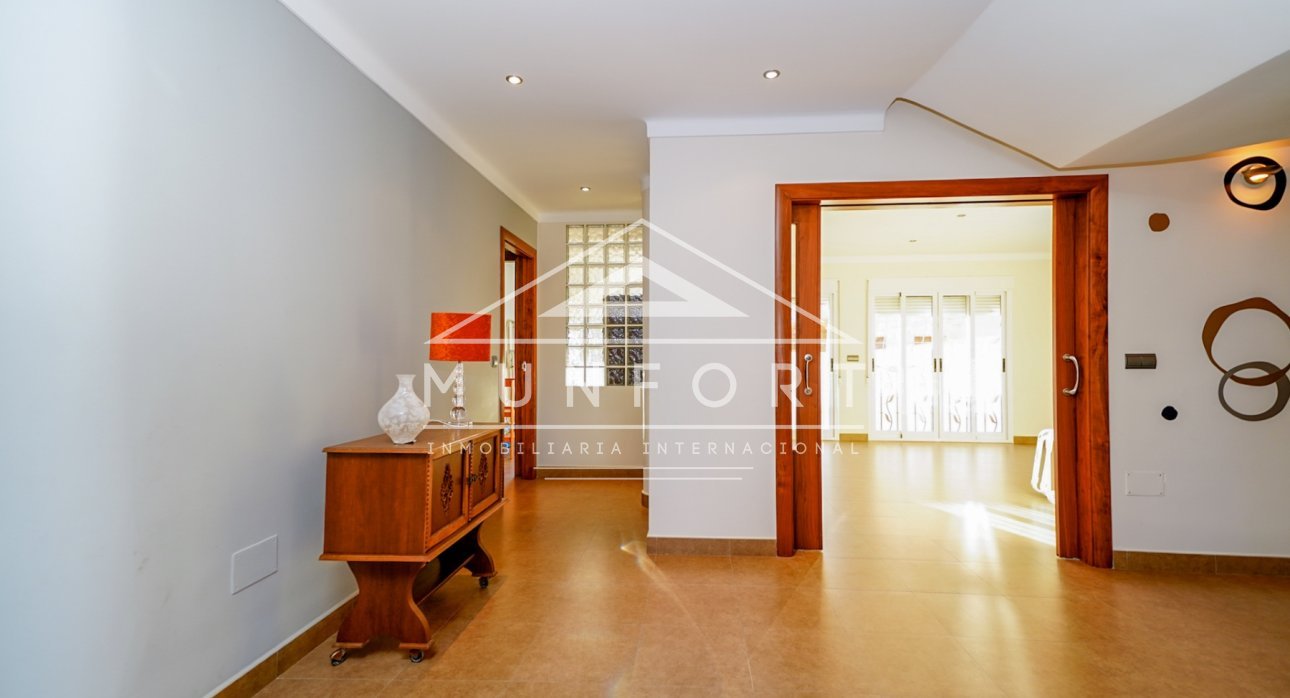 Videresalg - Luksusvillaer -
San Javier