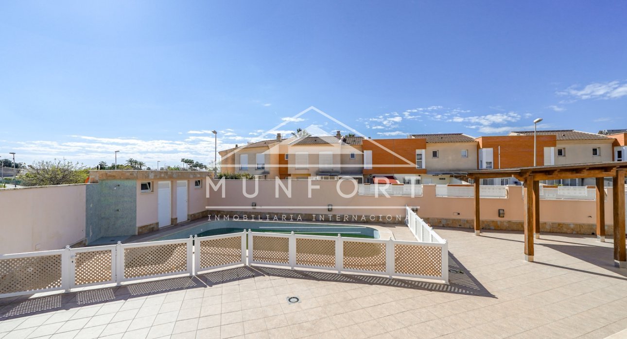 Videresalg - Luksusvillaer -
San Javier