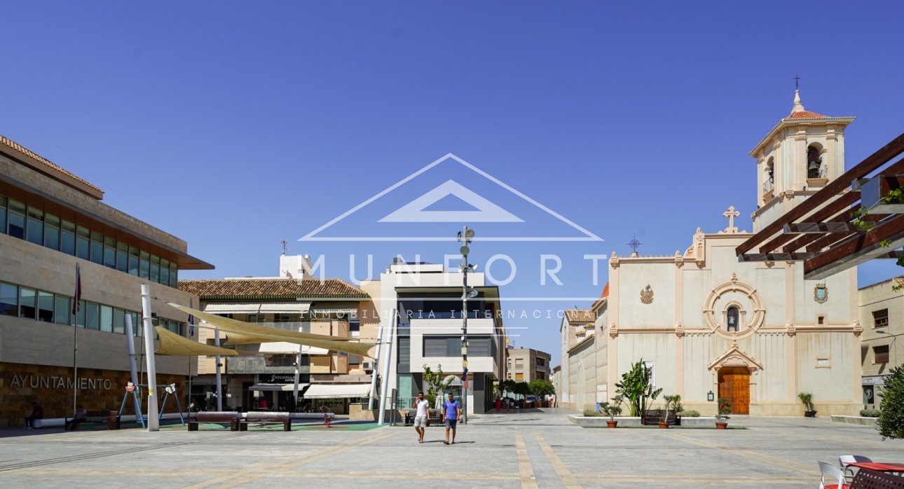 Videresalg - Luksusvillaer -
San Javier