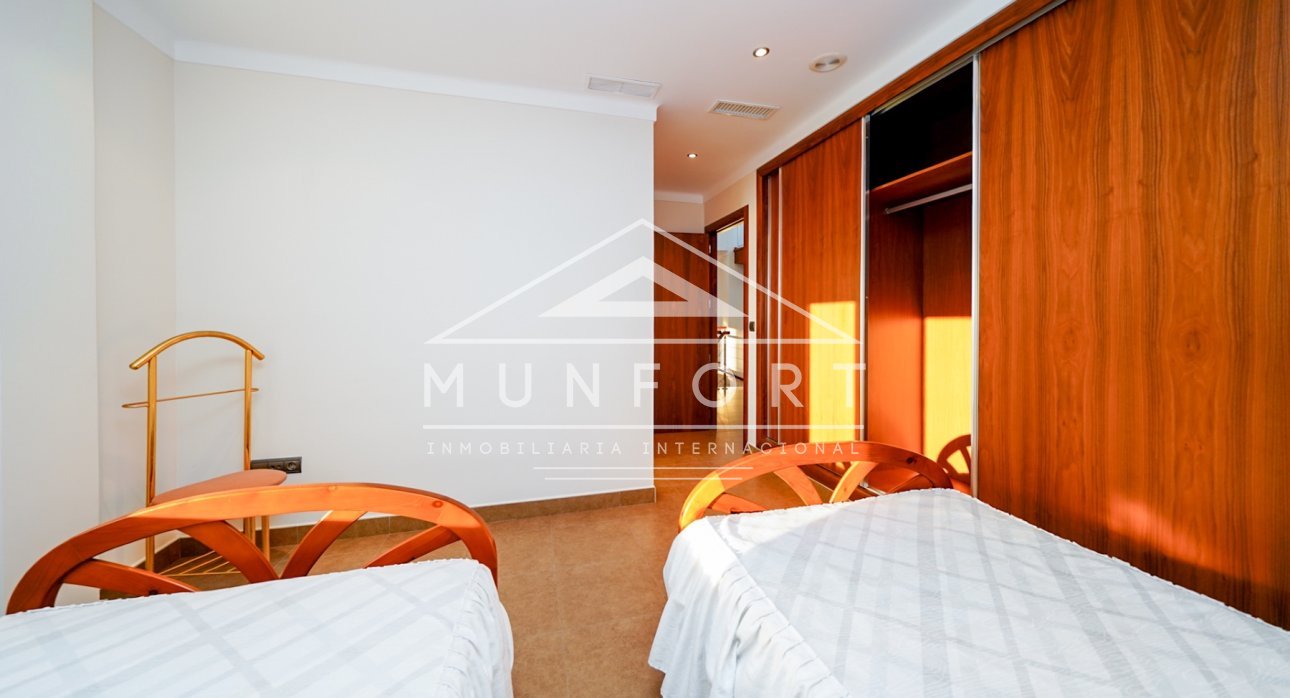 Videresalg - Luksusvillaer -
San Javier