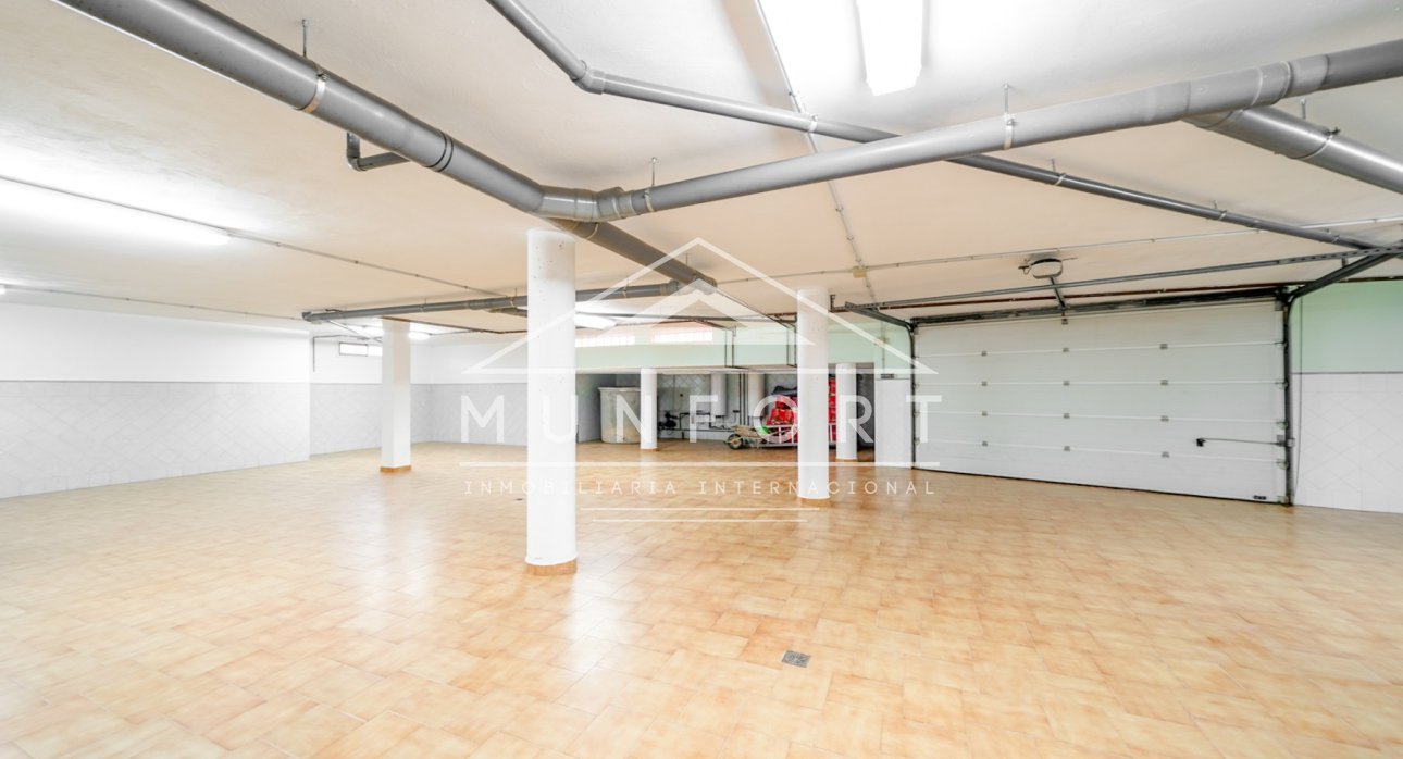 Videresalg - Luksusvillaer -
San Javier