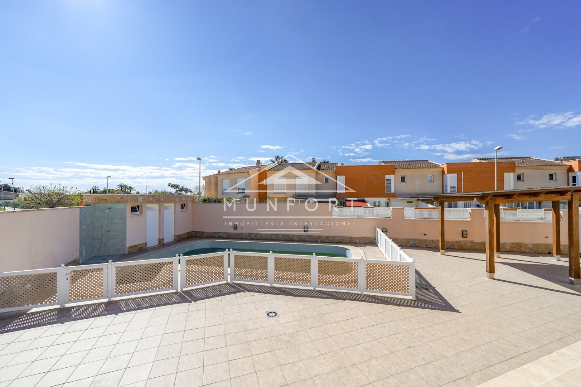 Videresalg - Luksusvillaer -
San Javier