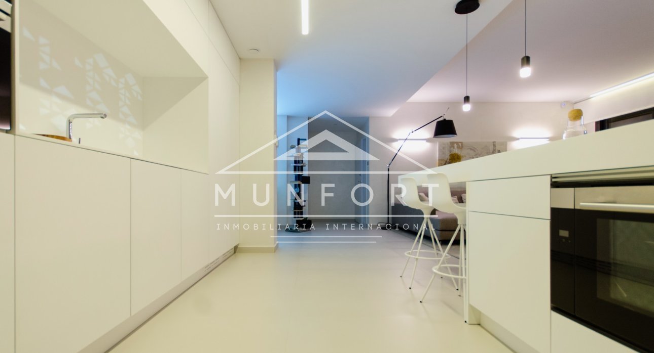 Videresalg - Luksusvillaer -
San Miguel de Salinas