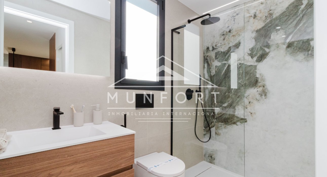 Videresalg - Luksusvillaer -
Torre-Pacheco - Santa Rosal&iacute;a Lake and Life Resort