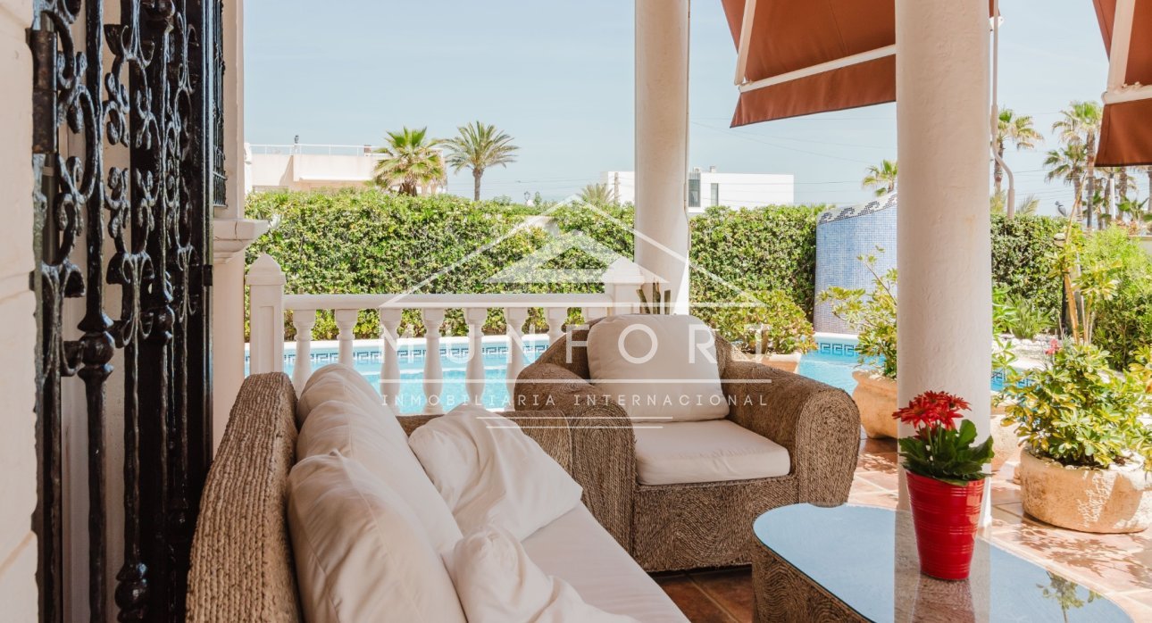 Videresalg - Luksusvillaer -
Torrevieja - La Mata - Torrevieja
