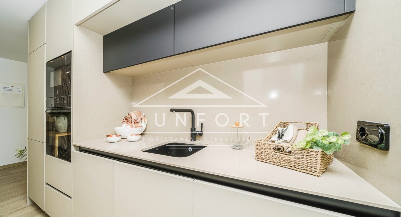 Videresalg - Rekkehus -
Algorfa - Club de Golf La Finca - Algorfa