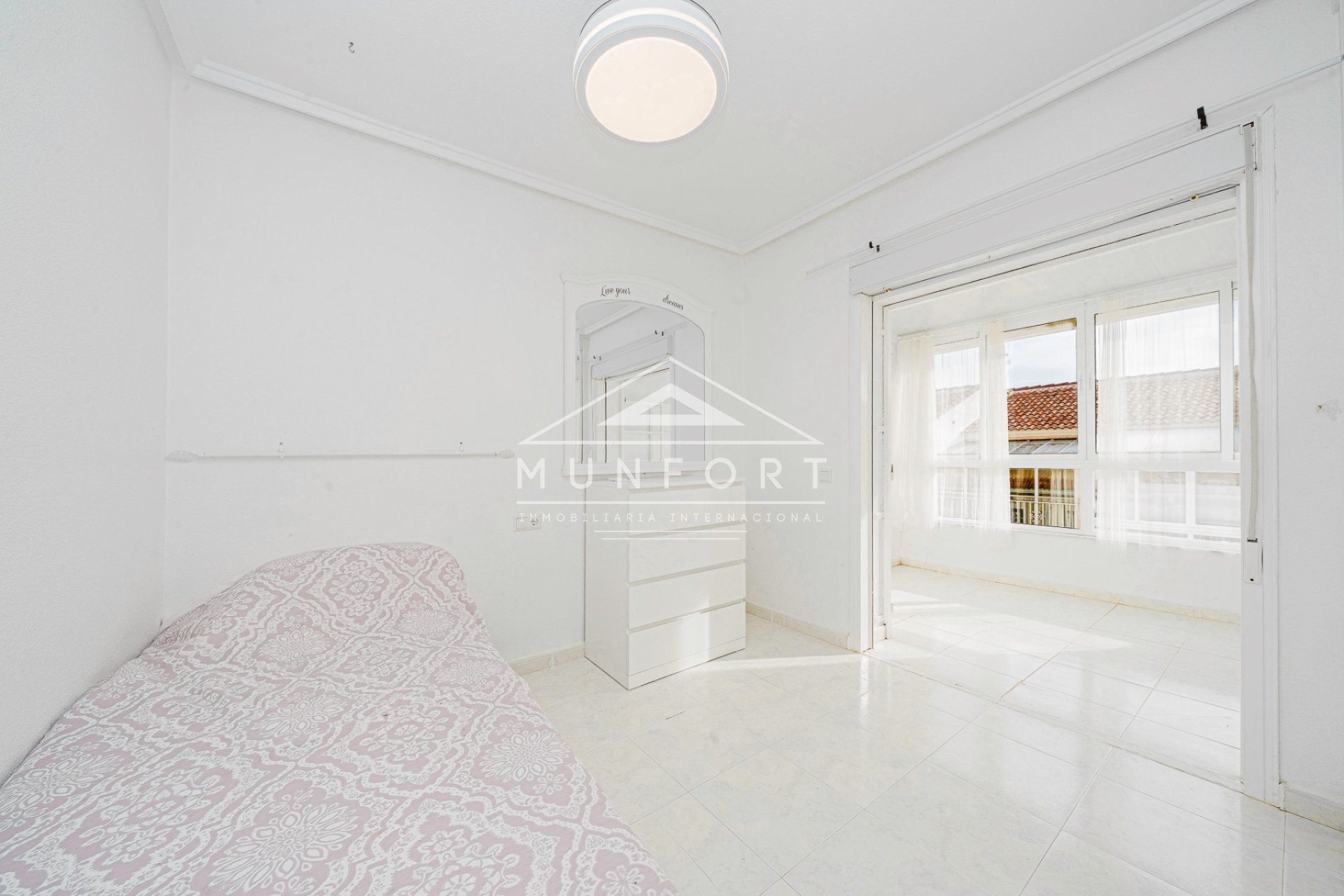 Videresalg - Rekkehus -
Benijófar